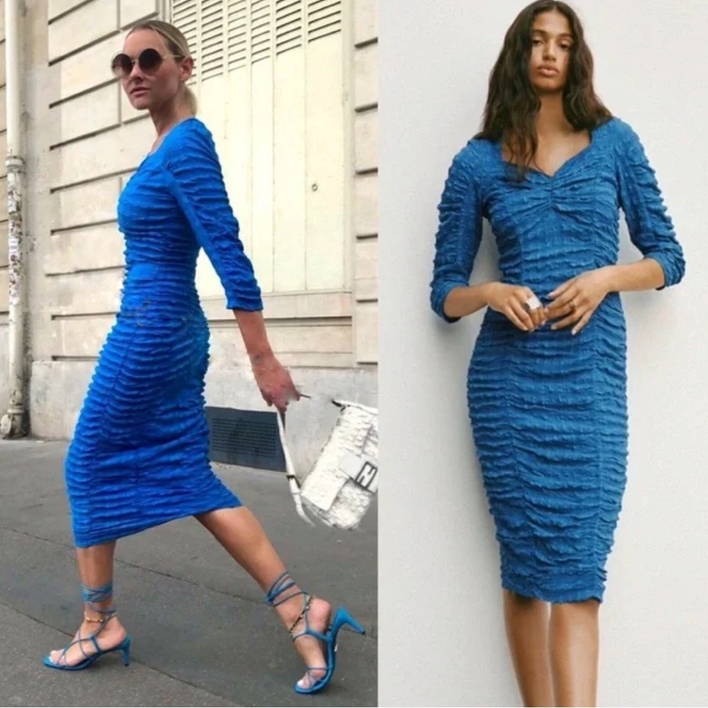 NWT Zara Textured Blue Midi
Anne Dress Stretch Fitted Long
Sleeve size S